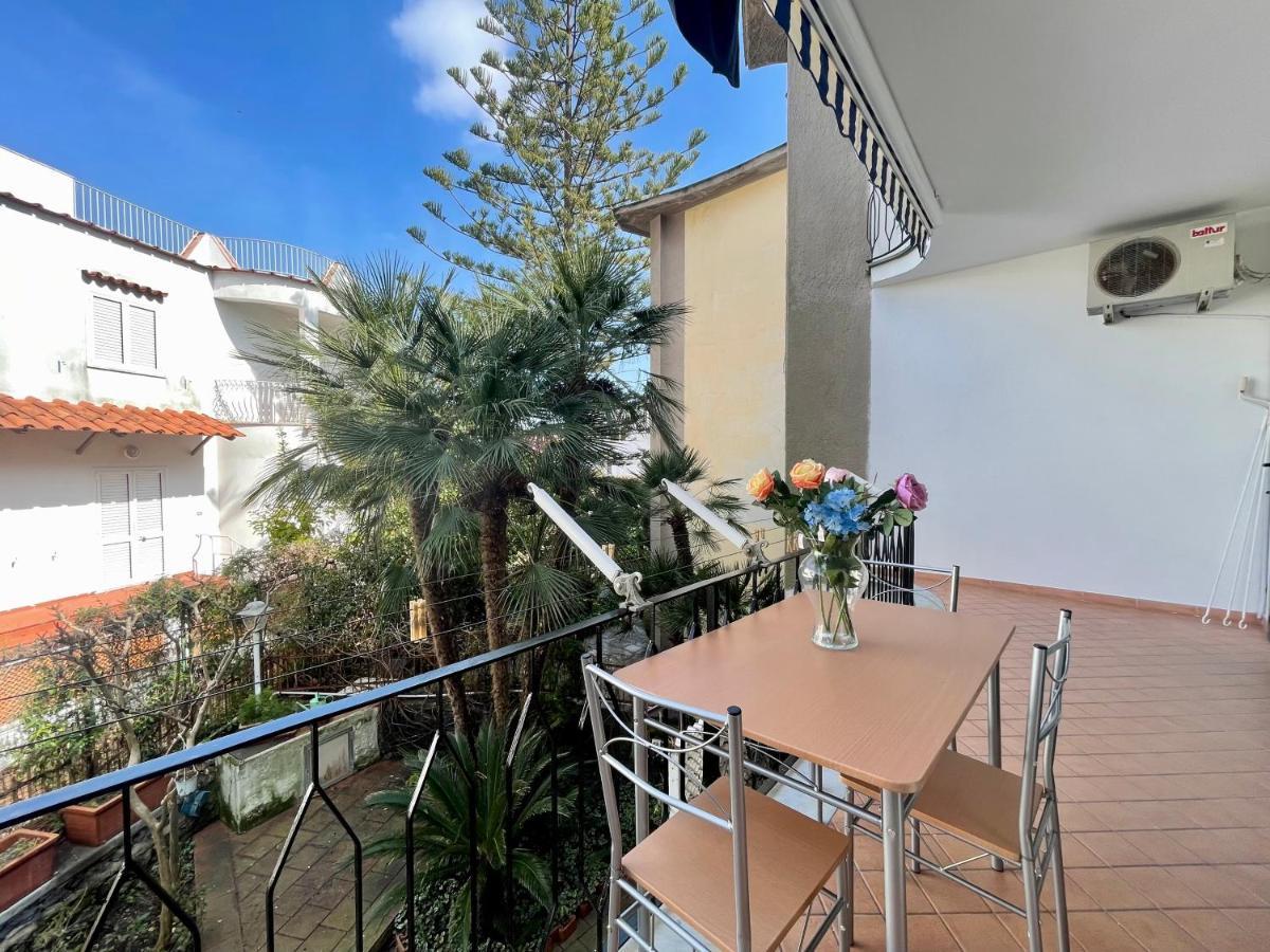 Casa Vacanze Mariafrancesca Ischia Exterior photo